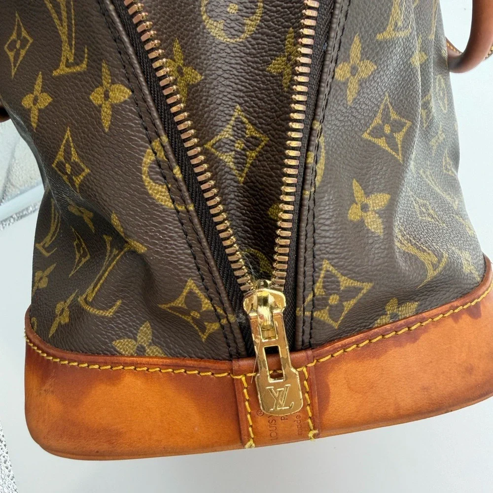 Louis Vuitton Alma PM Monogram Canvas‎ Satchel – Authentic LV